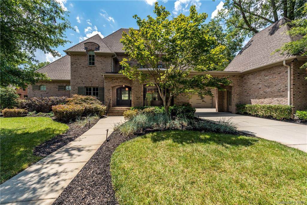 810 Huntington Park Drive - Photo 1