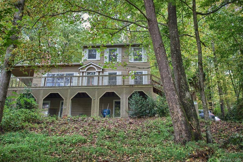 110 Eastmoor Drive - Photo 1
