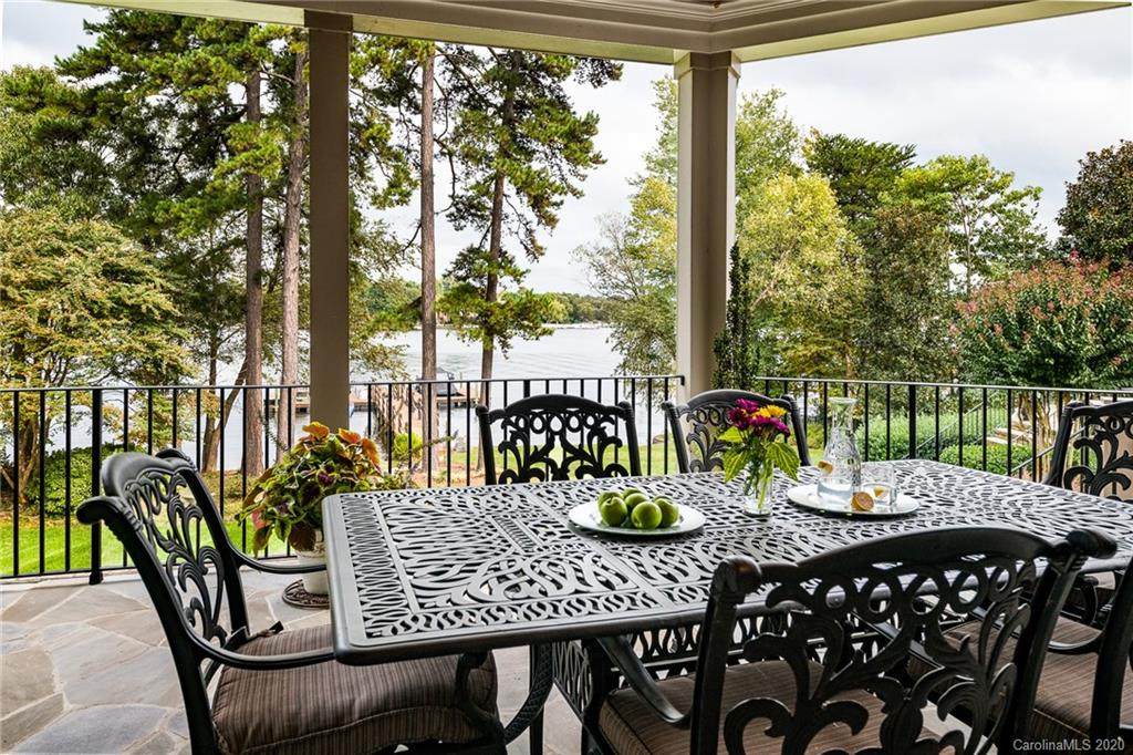 18118 Watercraft Place - Photo 1