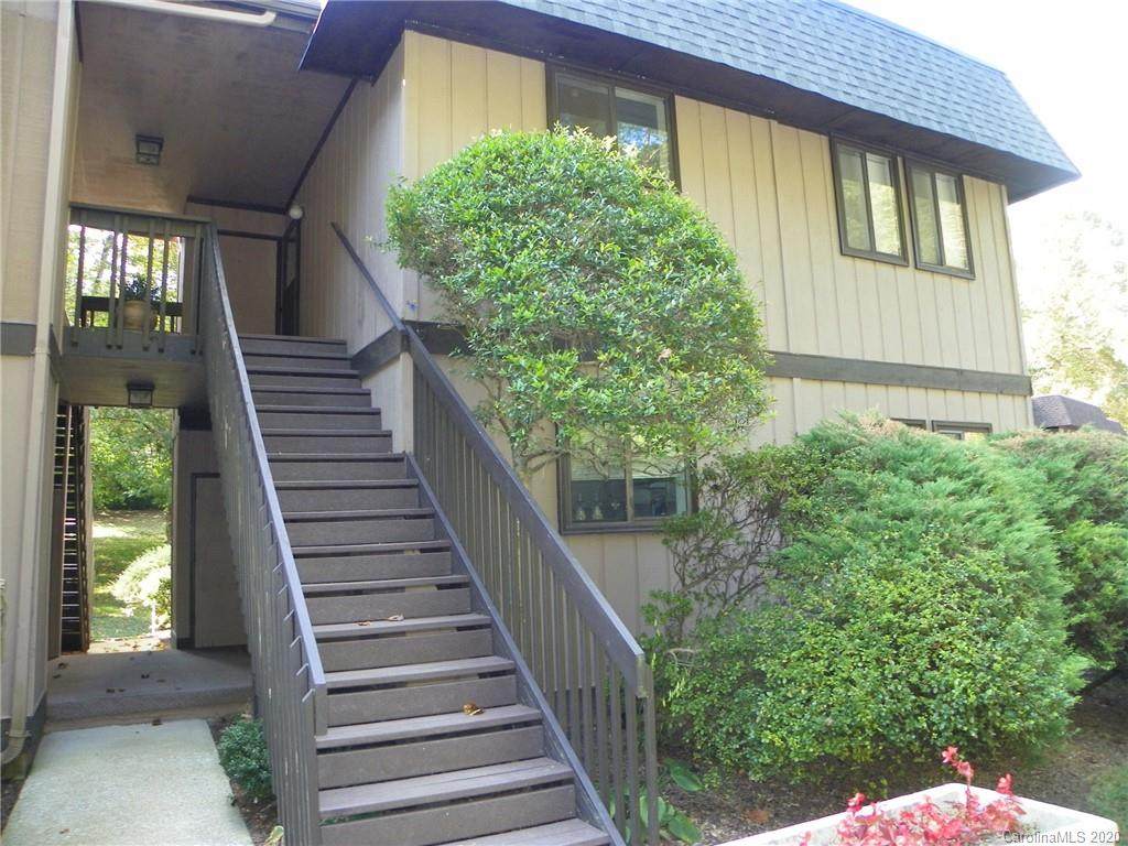 19 Lake Drive - Photo 1