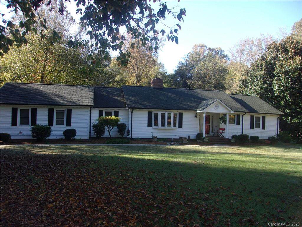 3211 Kendale Avenue - Photo 1