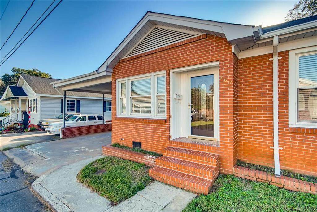 367 Woodlawn Avenue - Photo 1