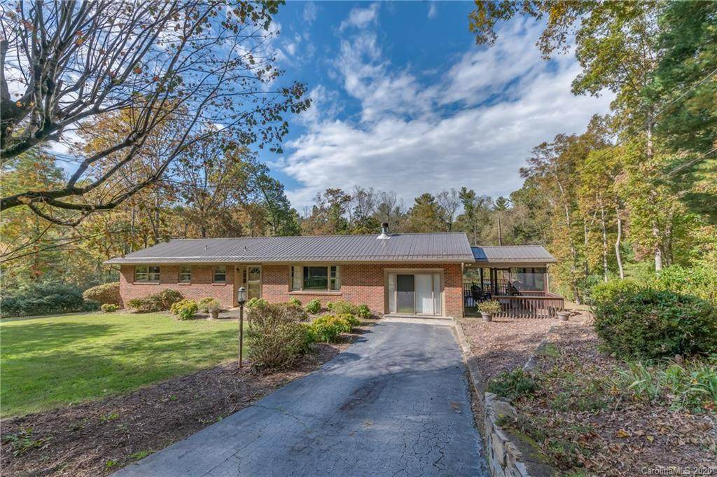 208 Sunrise Drive - Photo 1