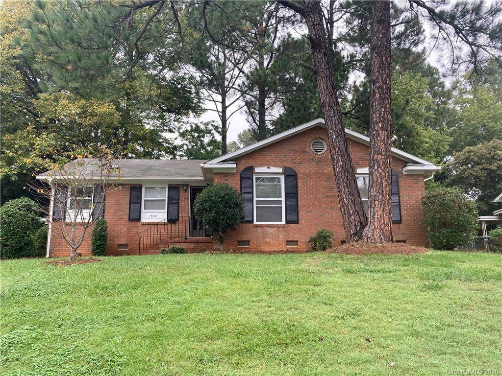1332 Grovewood Drive - Photo 1
