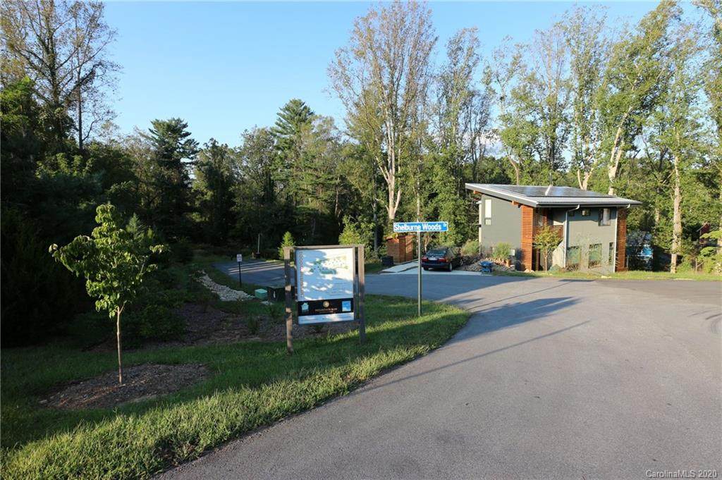 43 Shelburne Woods Drive - Photo 1