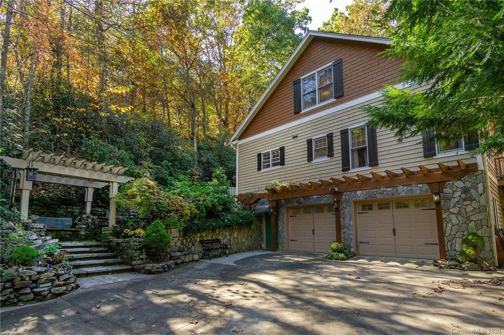 138 Fairway Drive - Photo 1
