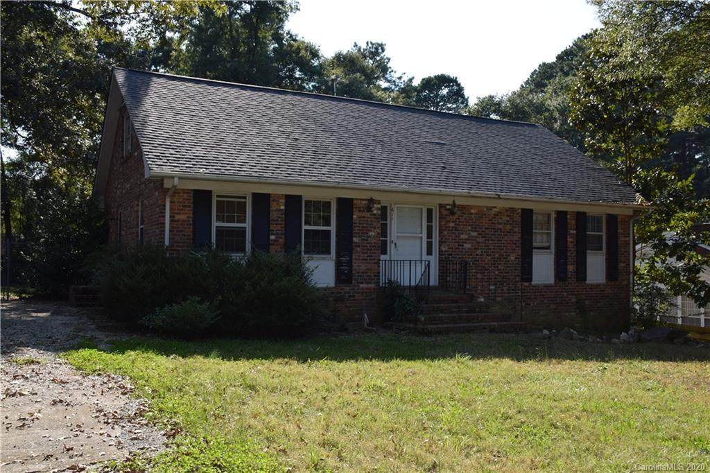 611 Townsend Avenue - Photo 1