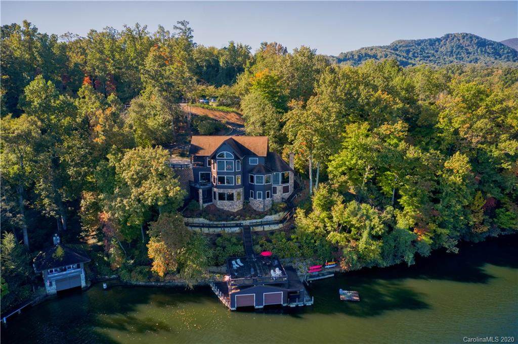 253 Hawthorne Drive - Photo 1