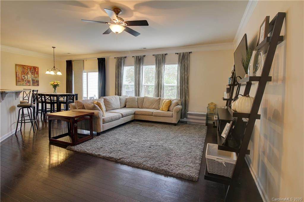 4614 Memphian Court - Photo 1