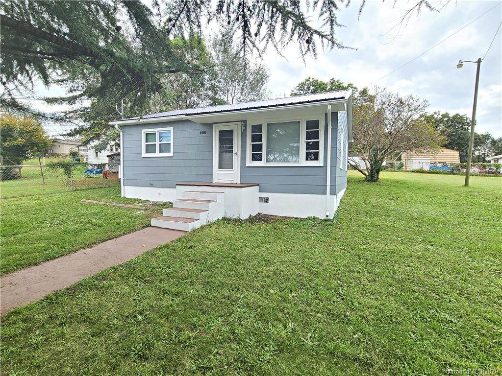 205 Pineburr Avenue - Photo 1