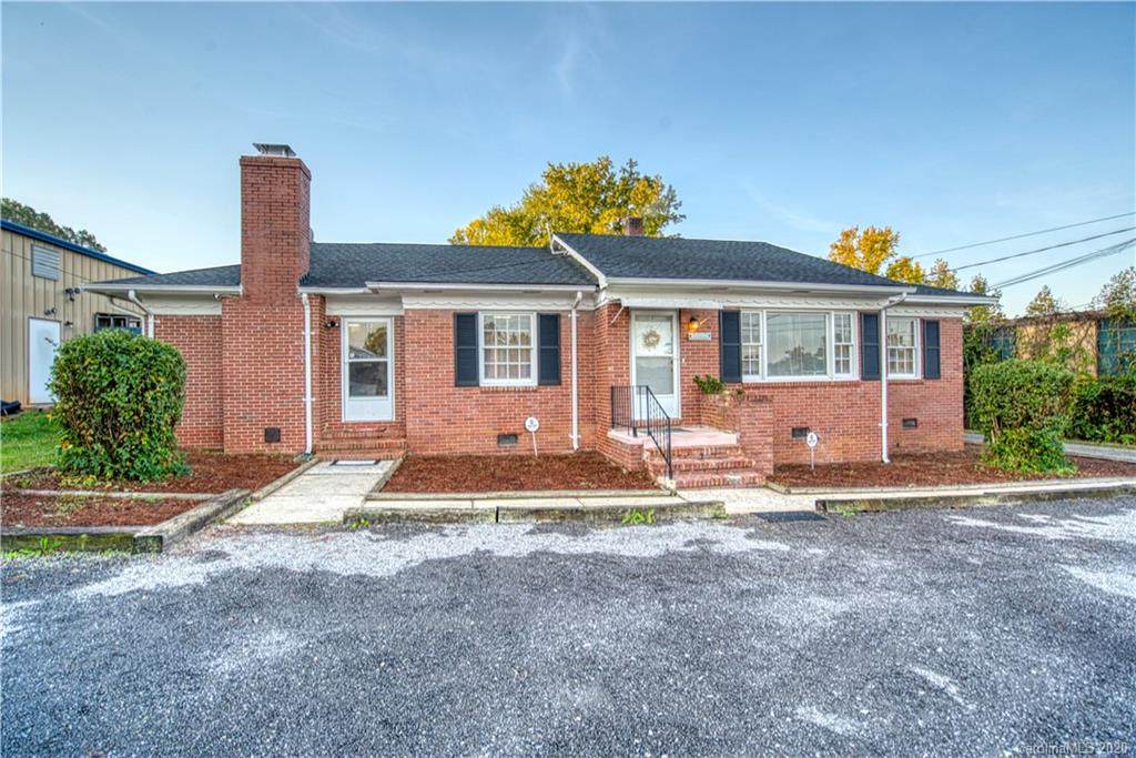 4502 Wilkinson Boulevard - Photo 1