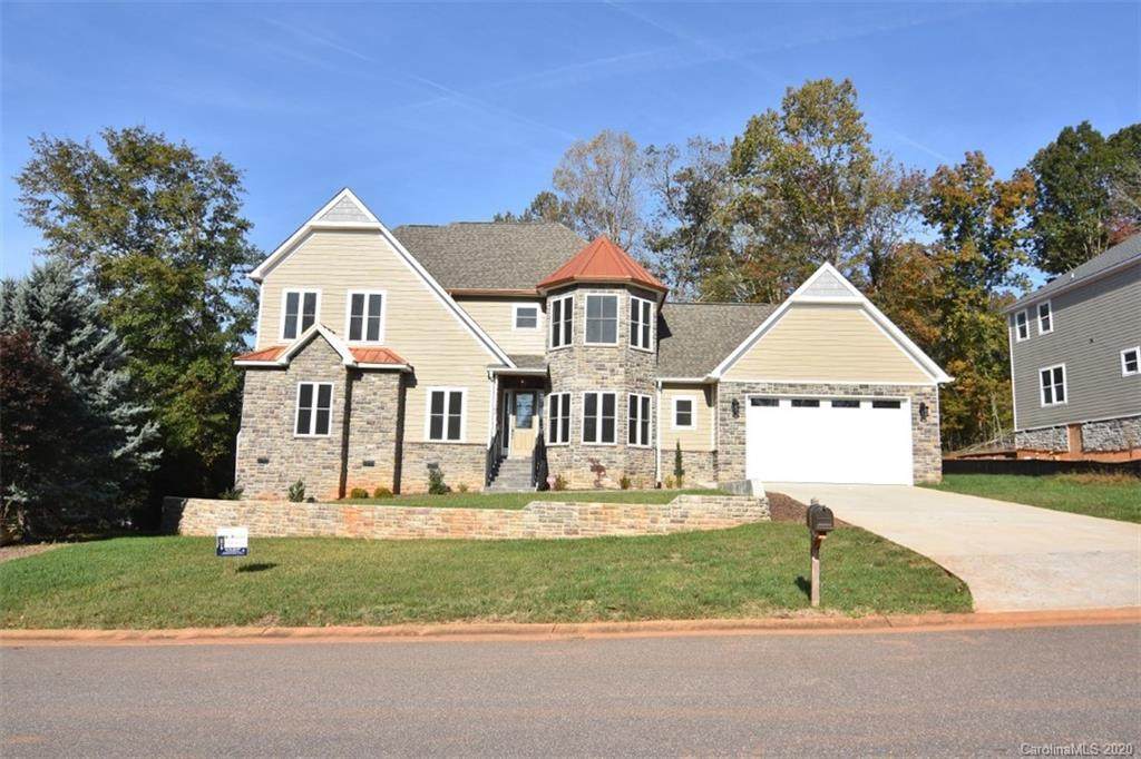 101 Mollholland Boulevard - Photo 1
