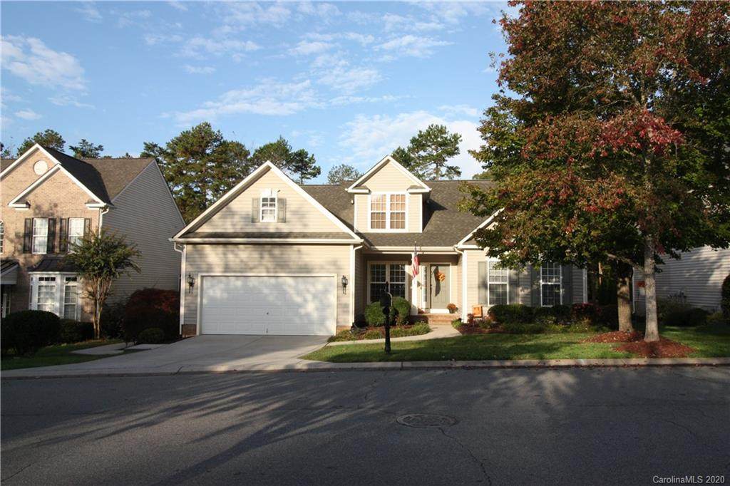 2407 Shannon Drive - Photo 1