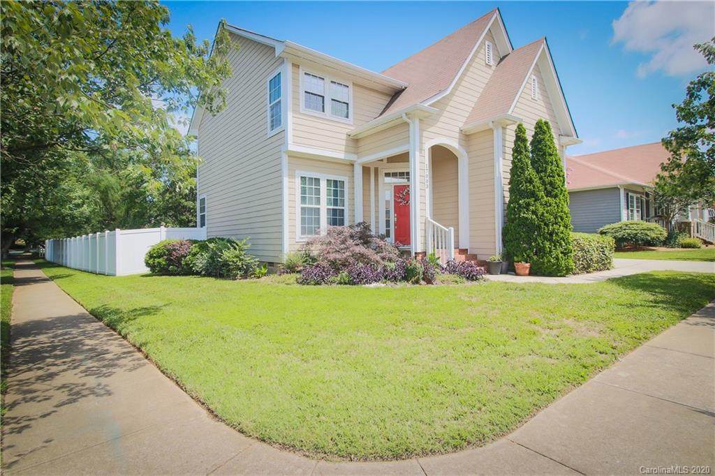 17003 Bridgeton Lane - Photo 1