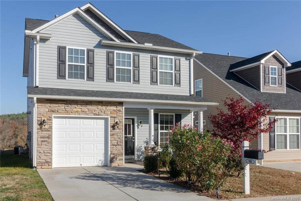 19 Daphne Drive - Photo 1
