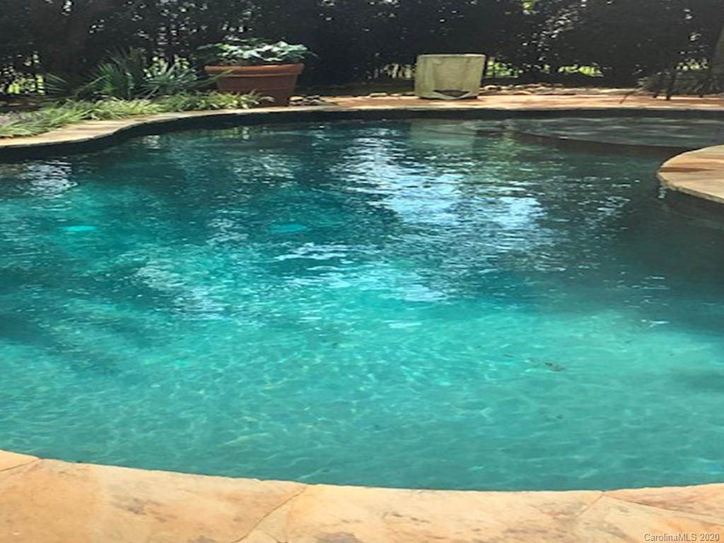 117 Castaway Trail - Photo 1