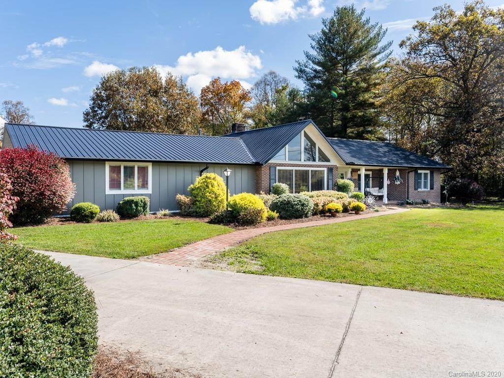 101 Holly Springs Road - Photo 1