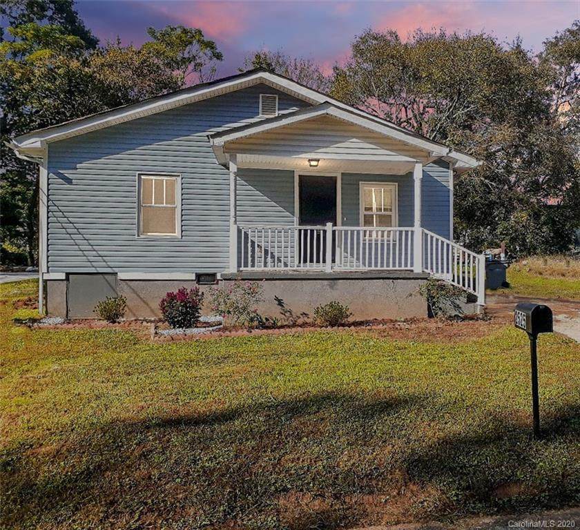 2525 Darren Drive - Photo 1