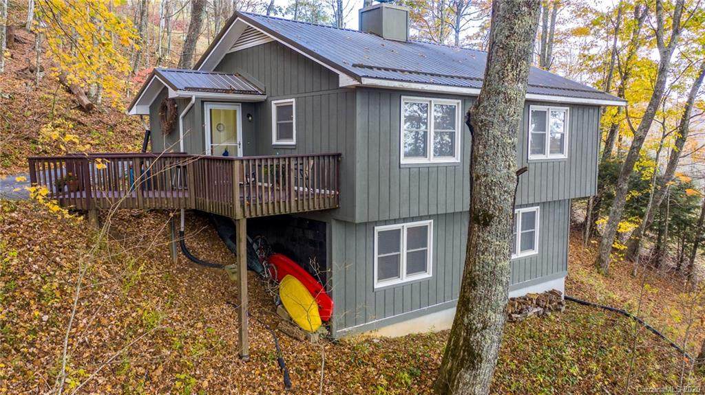 267 Hanging Rock Road - Photo 1