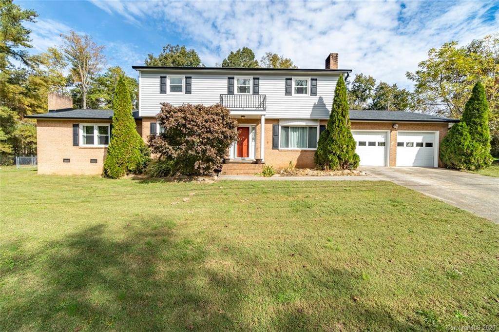 2977 Woodwind Drive - Photo 1