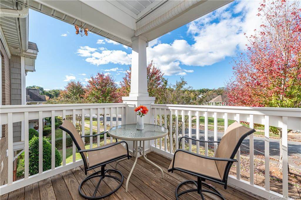 16718 Amberside Road - Photo 1