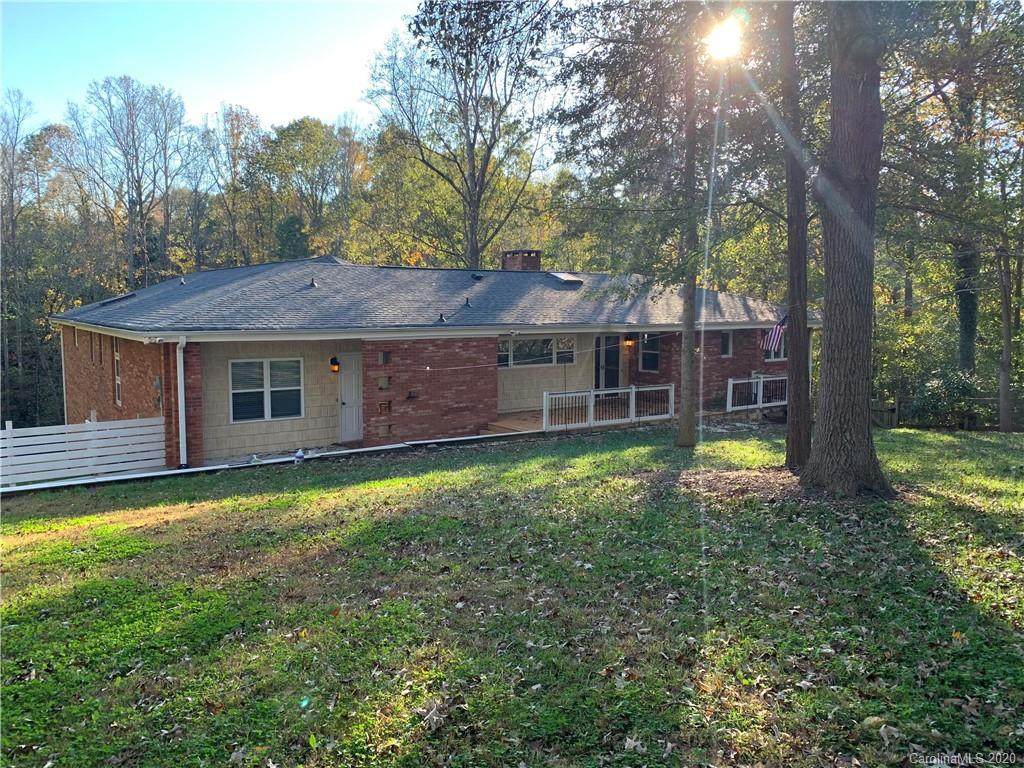 115 Hickory Point Court - Photo 1