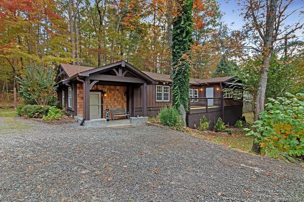 350 Sherwood Ridge Road - Photo 1