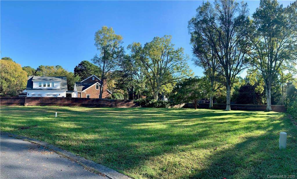 2528 Maybank Drive - Photo 1