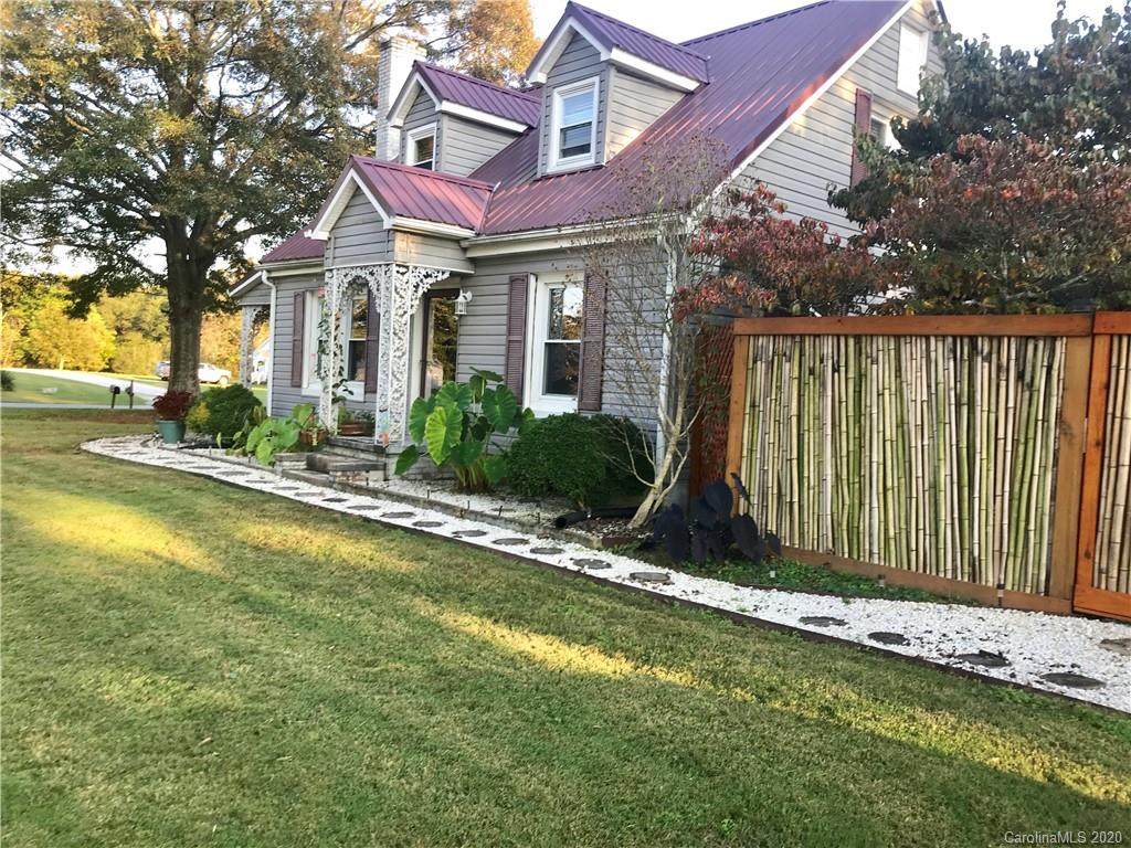 1072 Ferry Road - Photo 1
