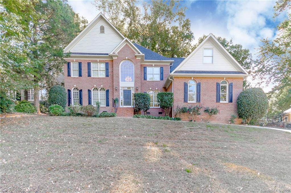 5211 Downing Creek Drive - Photo 1