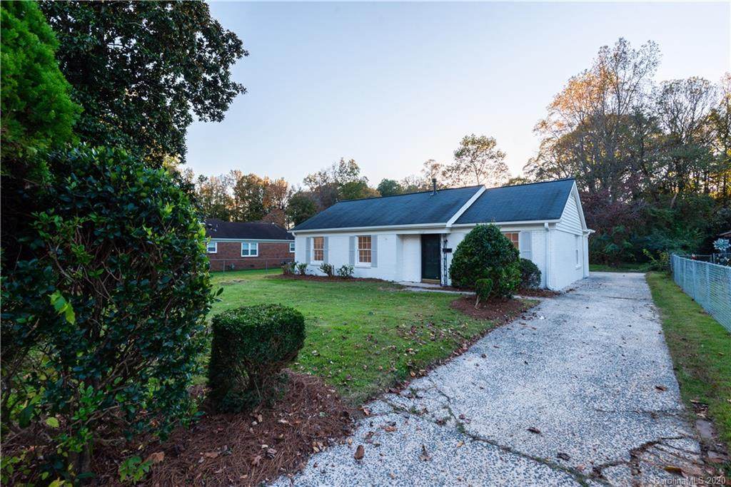 3307 Pine Meadow Drive - Photo 1