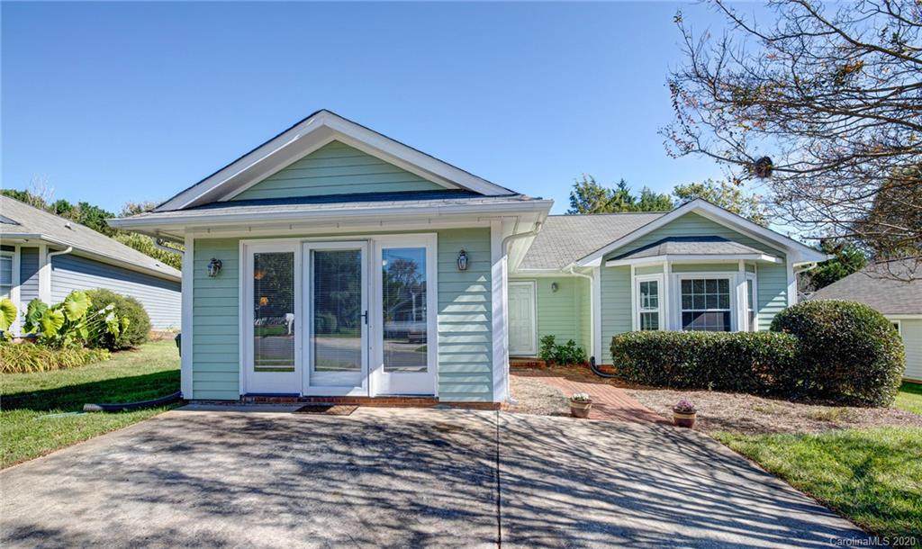 2906 Huckleberry Hill Drive - Photo 1