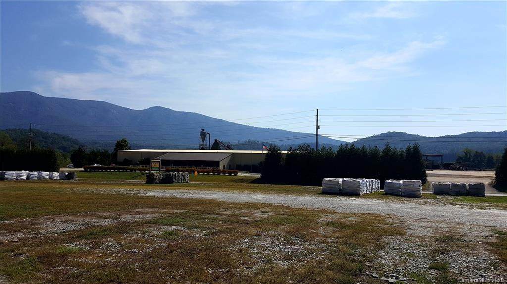 8482 Us 221 Highway - Photo 1