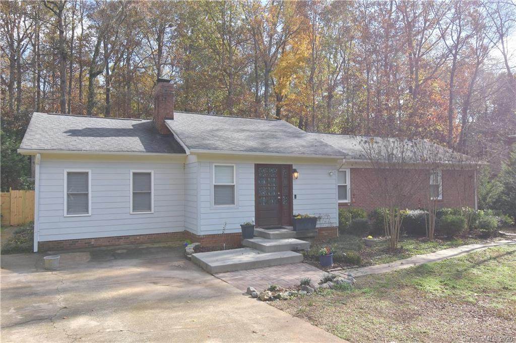 253 Pokeberry Trail - Photo 1