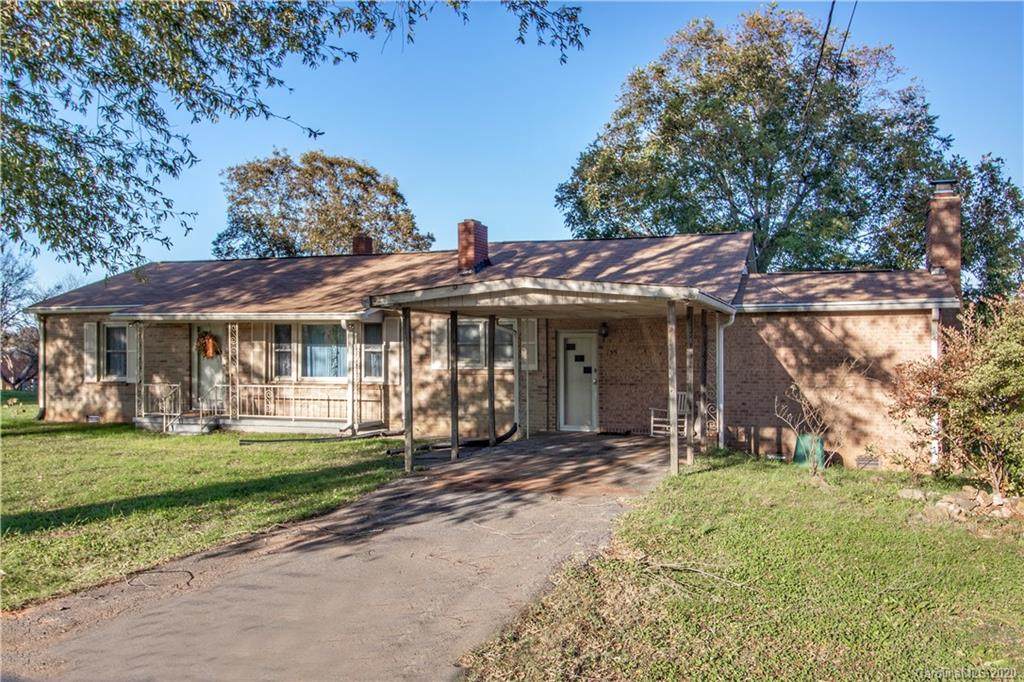 155 Trackside Road - Photo 1