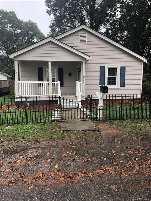 910 Gibbons Street - Photo 1