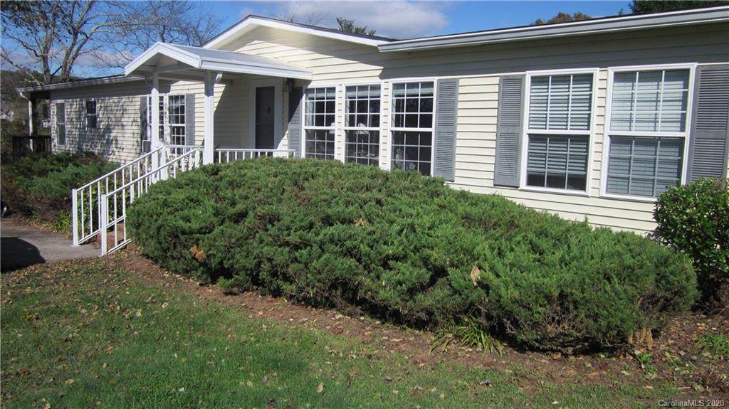 142 Middle Street - Photo 1