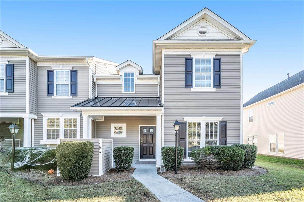 11617 Lioness Street - Photo 1