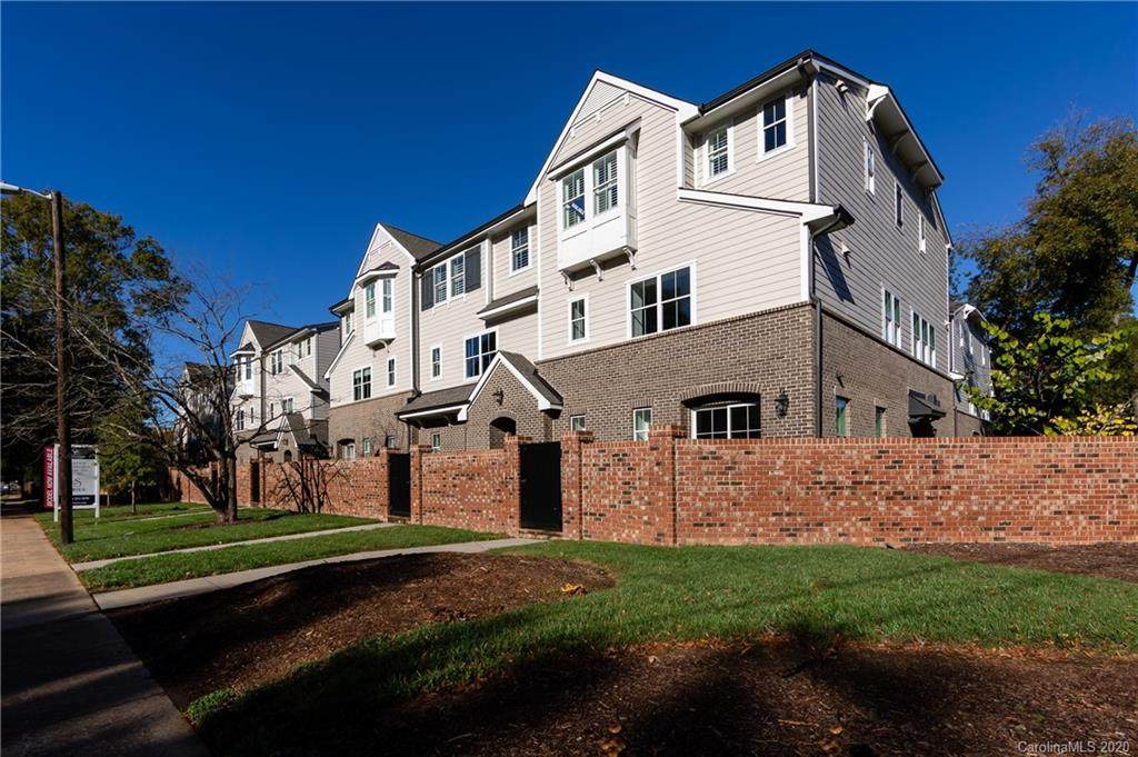 1220 Cotswold Place - Photo 1