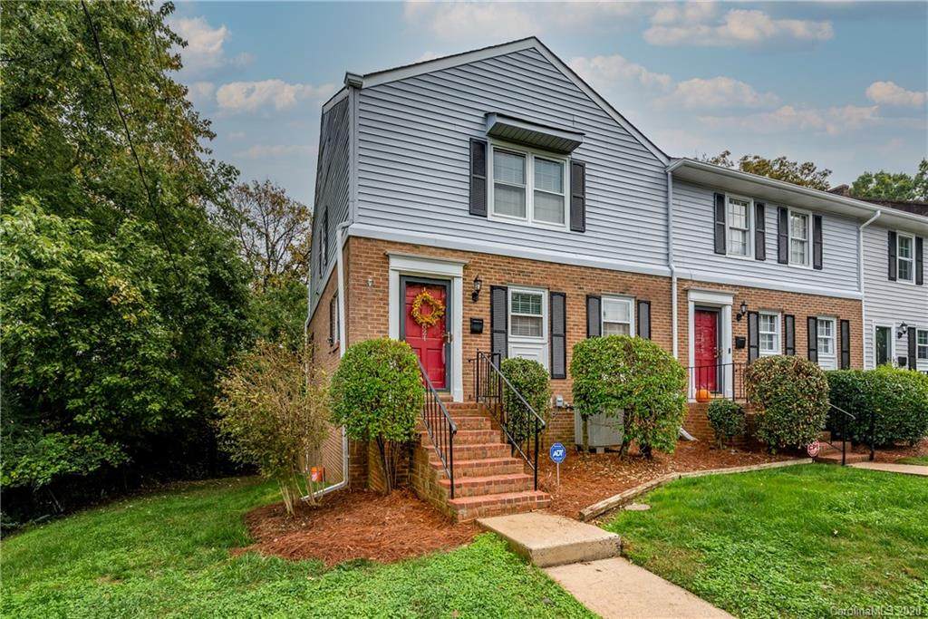 1824 Sabrina Court - Photo 1
