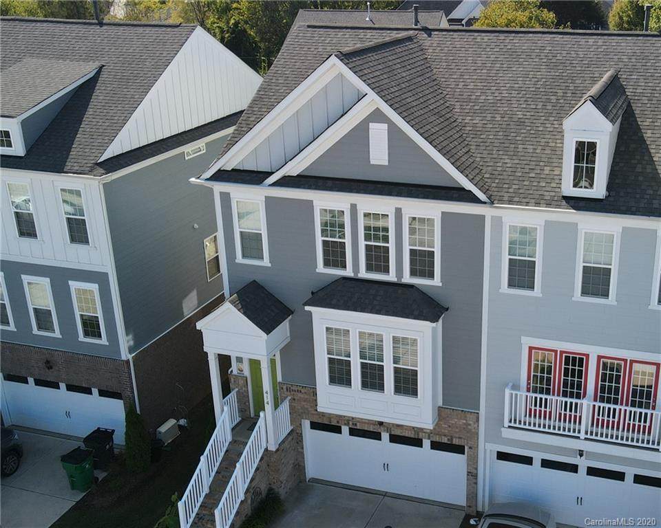 414 Belton Street - Photo 1
