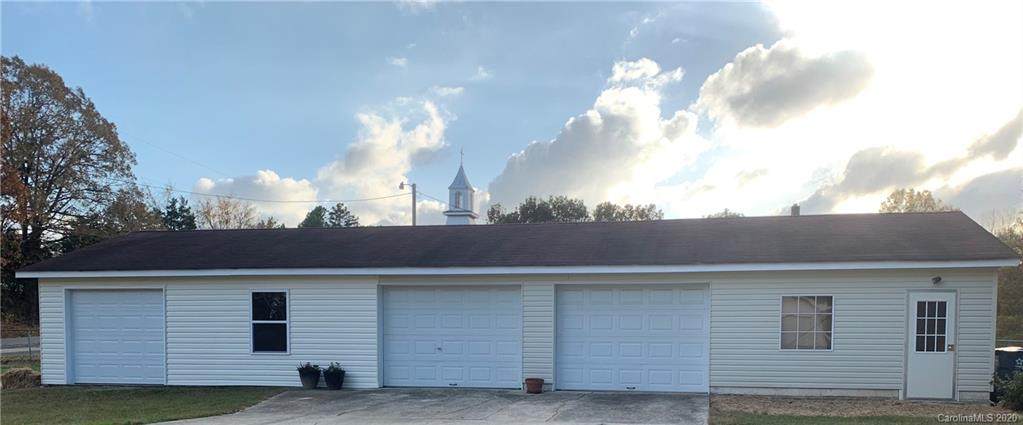 2620 Mount Pleasant Road - Photo 1