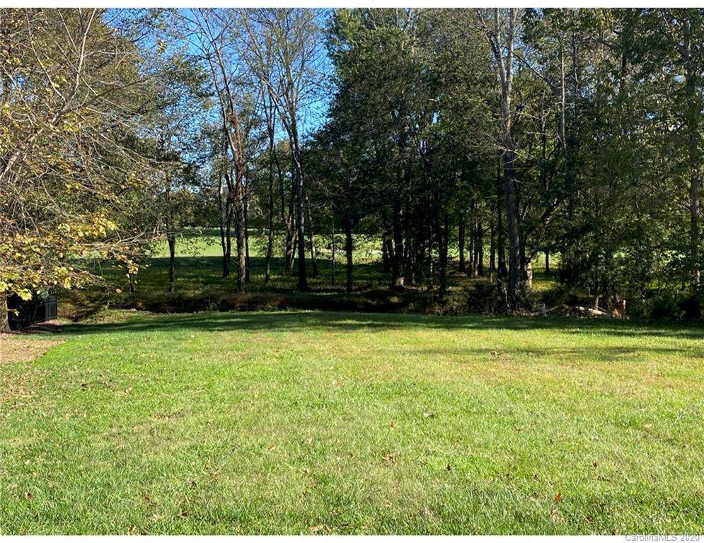 205 Belle Meade Court - Photo 1