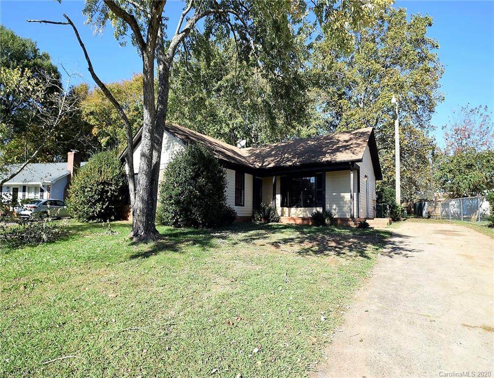 9313 Split Rail Lane - Photo 1