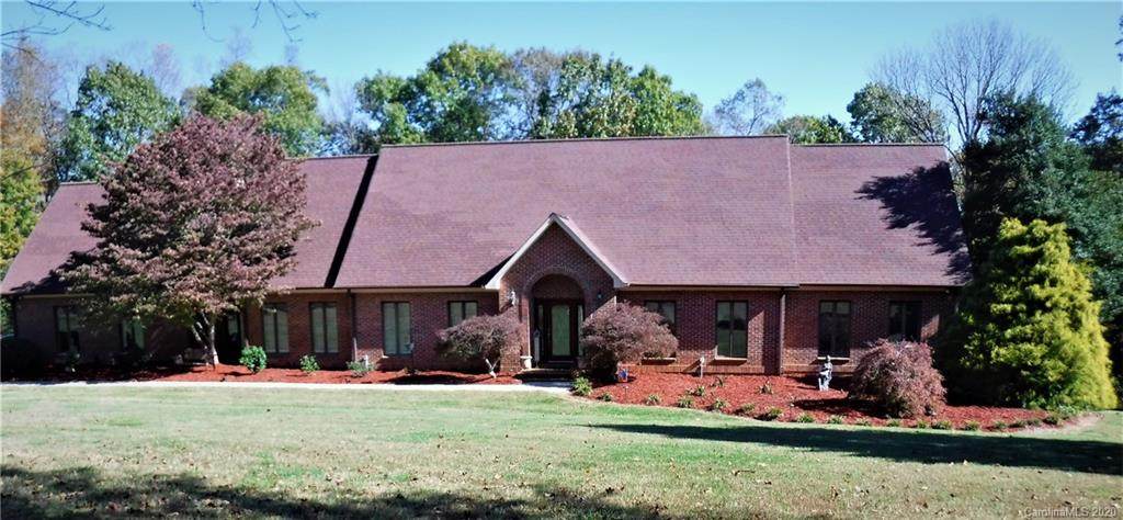 532 Gingles Farm Trail - Photo 1