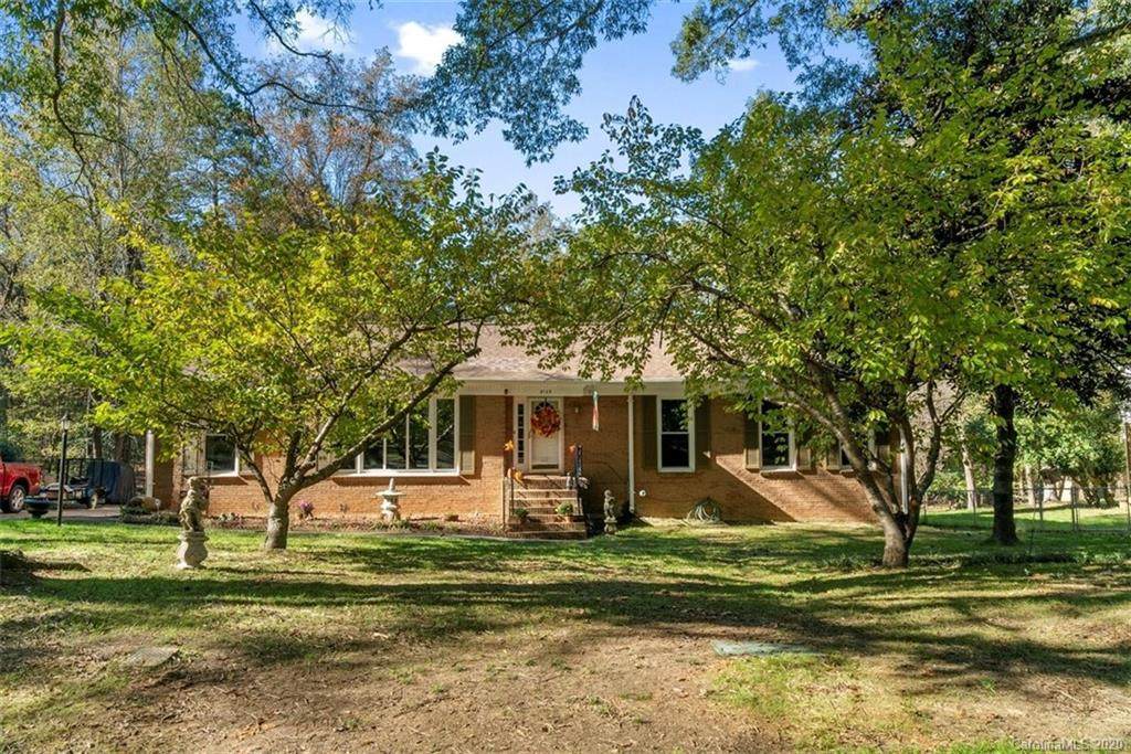 8139 Cliffside Drive - Photo 1