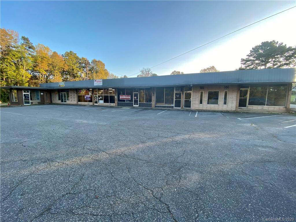 2815 Lowell Road - Photo 1