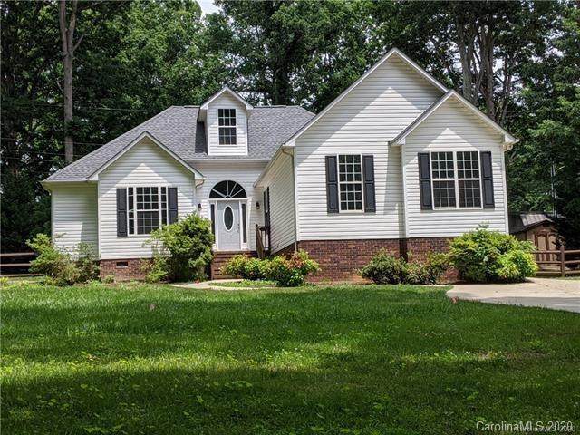 282 Spicewood Circle - Photo 1