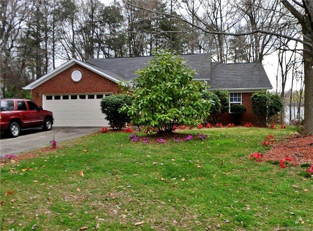 4028 Armitage Drive - Photo 1