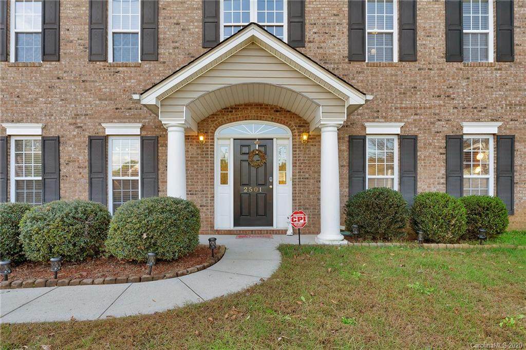 2501 Sandy Ridge Lane - Photo 1
